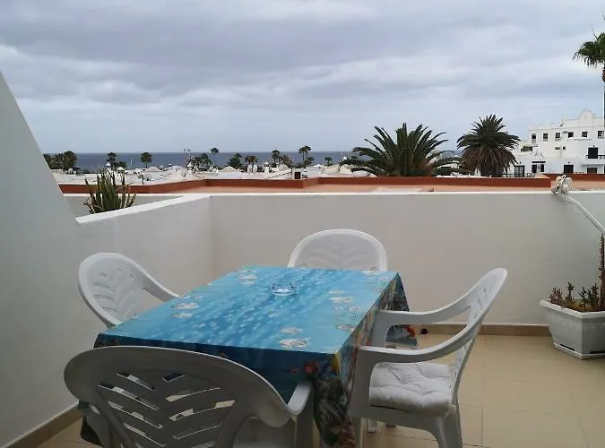 Blu Terrace Apartment *